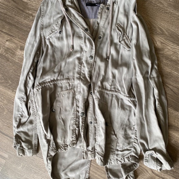 Max Jeans Grey Denim Jacket, Size Medium, Women’s - Picture 2 of 5